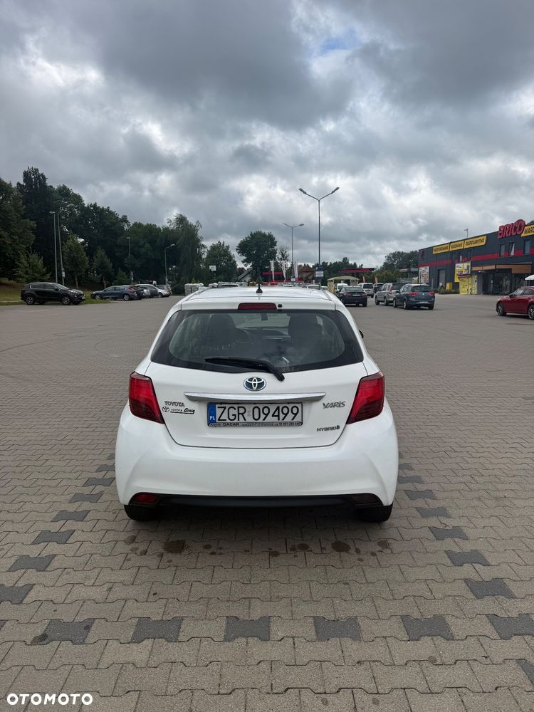 Toyota Yaris - 6
