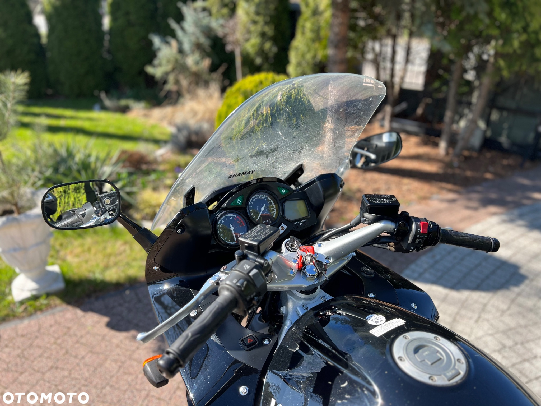 Yamaha FJR - 35