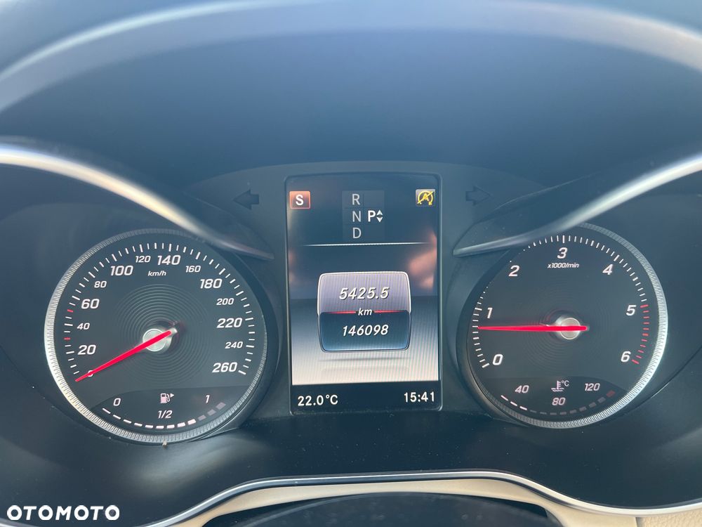 Mercedes-Benz Klasa C 200 d 7G-TRONIC - 14