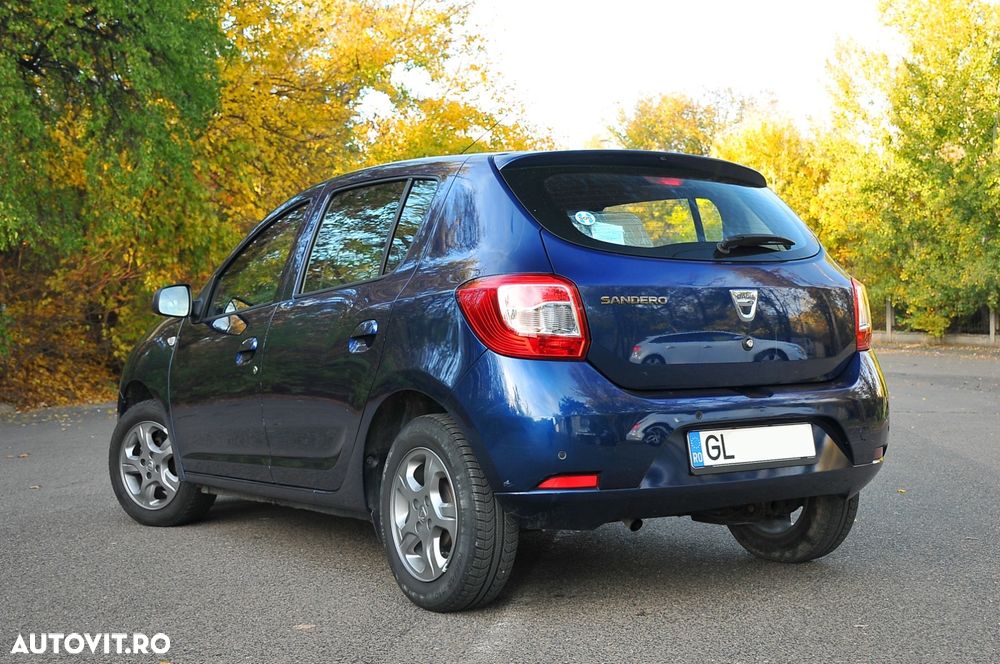 Dacia Sandero 1.2 16V 75 Celebration - 9