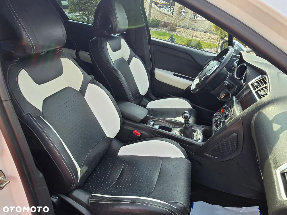 Citroën DS4 THP 200 Pure Pearl - 22