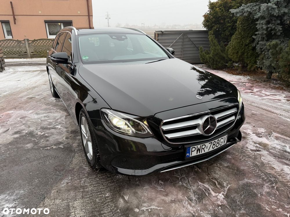 Mercedes-Benz Klasa E 220 d 9G-TRONIC Avantgarde - 3