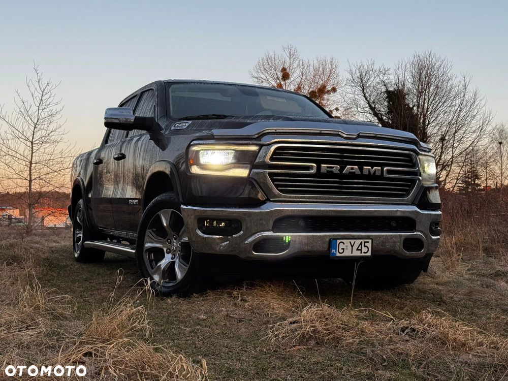 RAM 1500 5.7 Crew Cab Laramie - 3