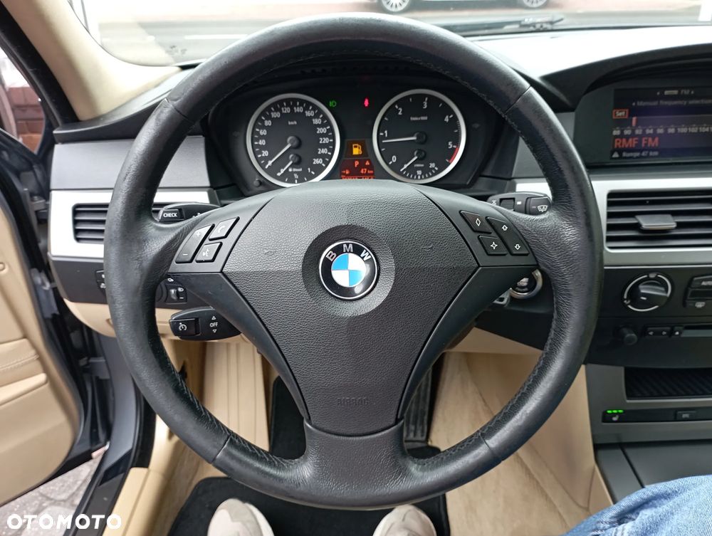 BMW Seria 5 - 12