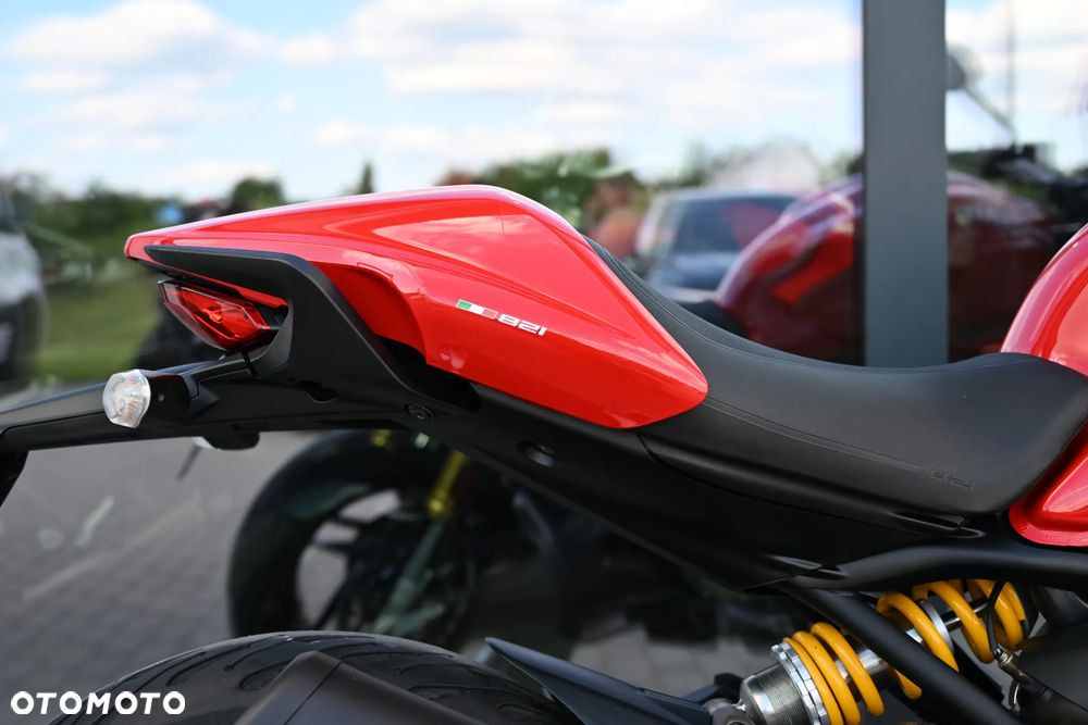Ducati Monster - 23