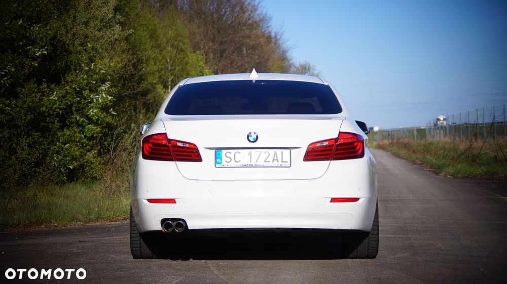 BMW Seria 5 520d - 5