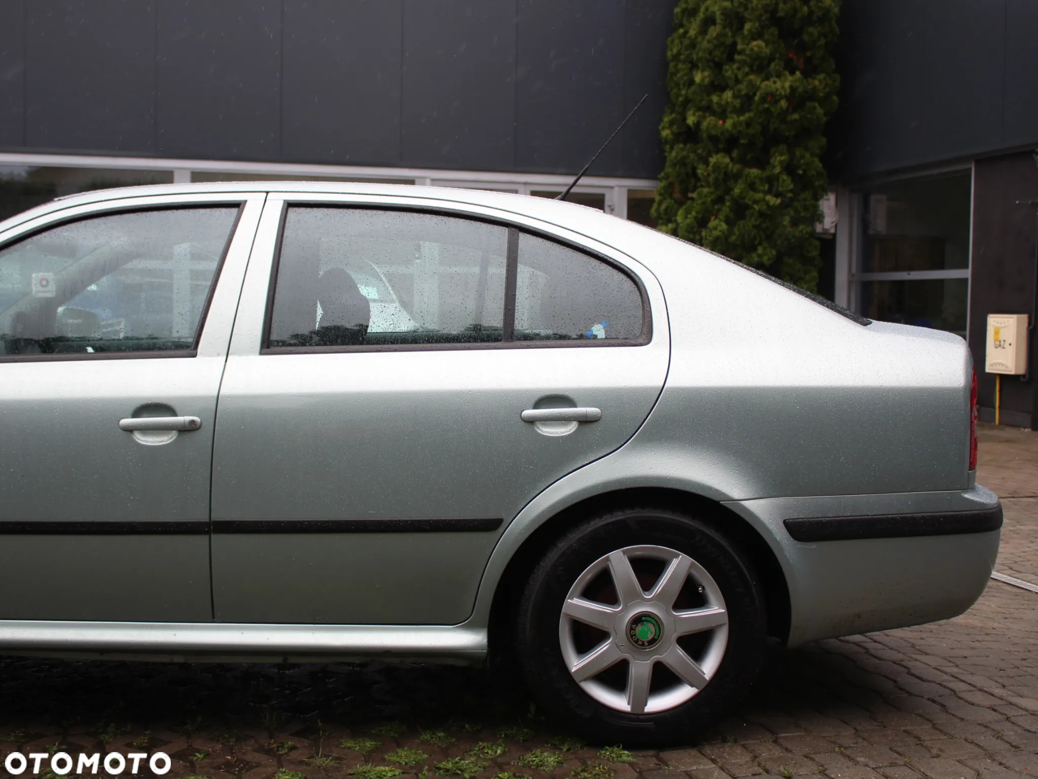 Skoda Octavia 1.6 Tour - 18