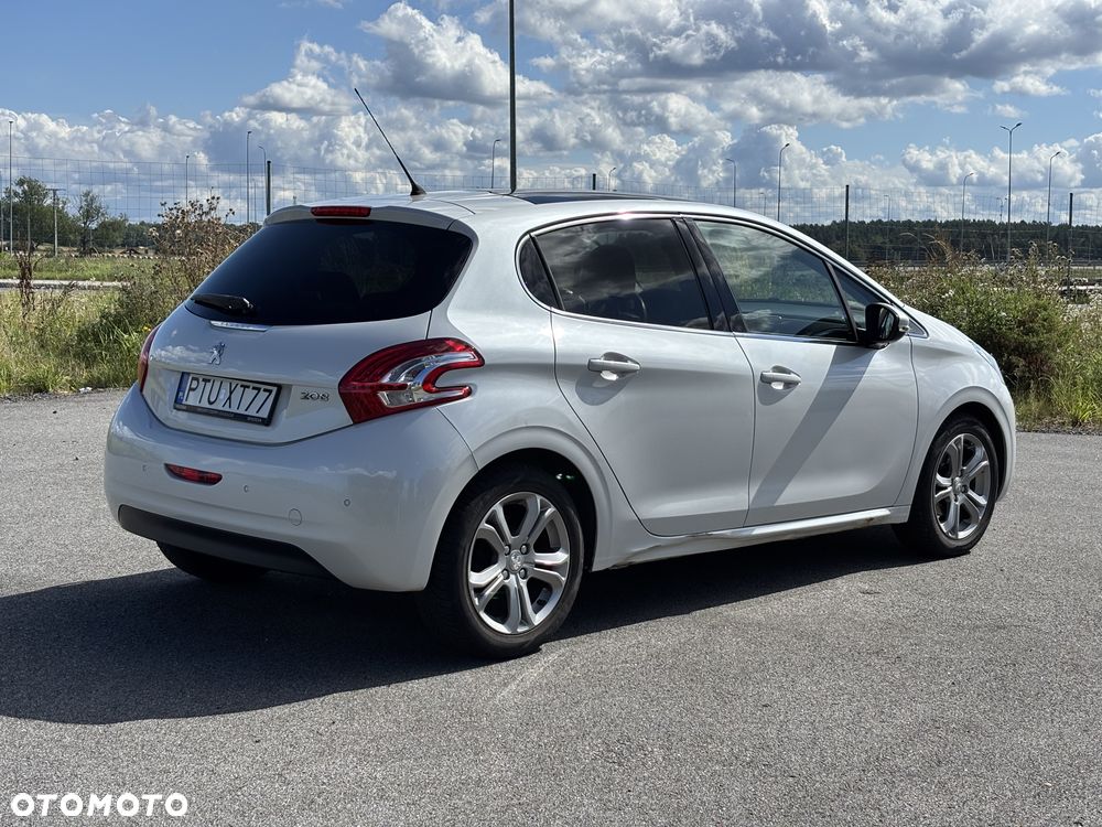 Peugeot 208 1.2 PureTech Allure - 3