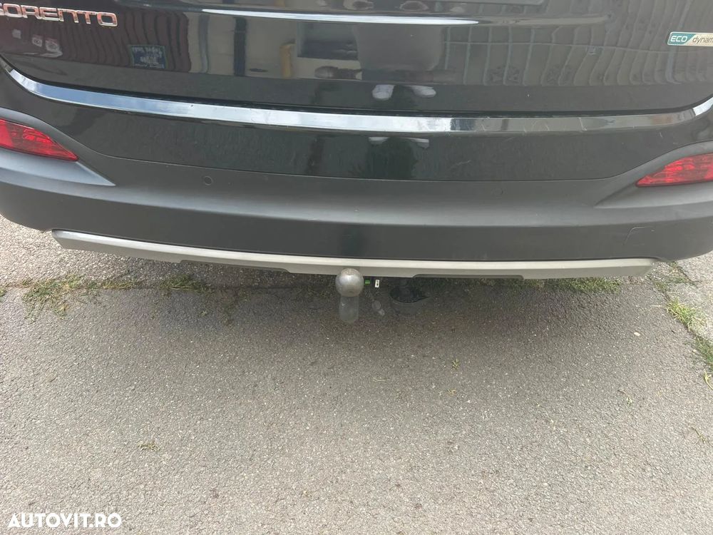Kia Sorento - 12