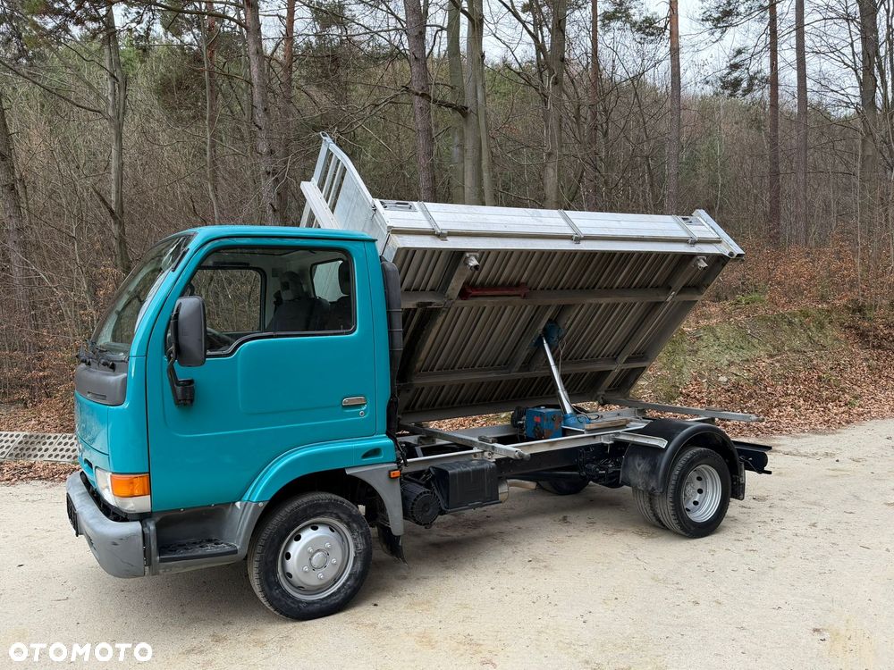 Nissan CABSTAR 3,0  Kiper Wywrotka IGŁA - 5