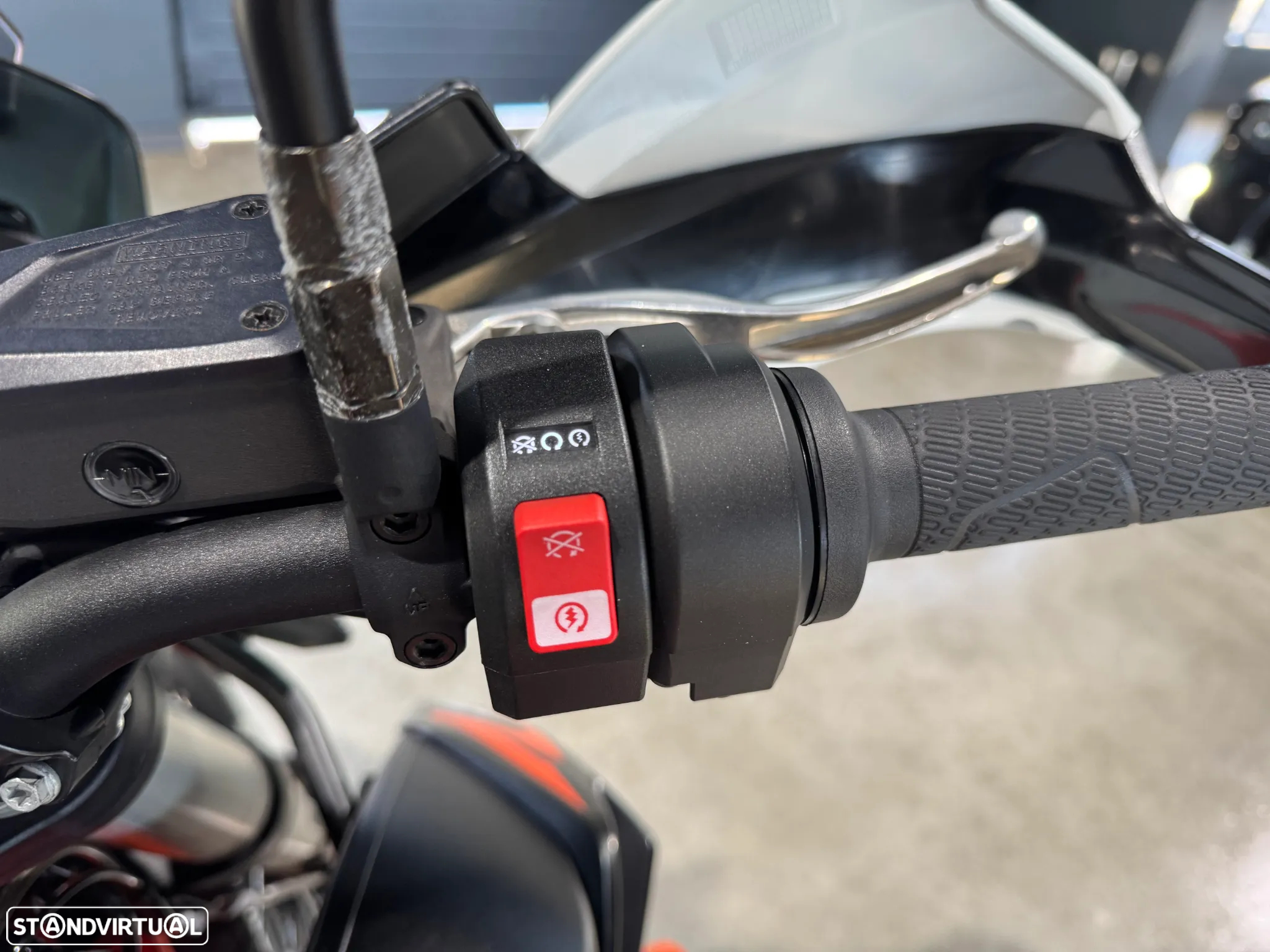 KTM 890 Adventure R - 21