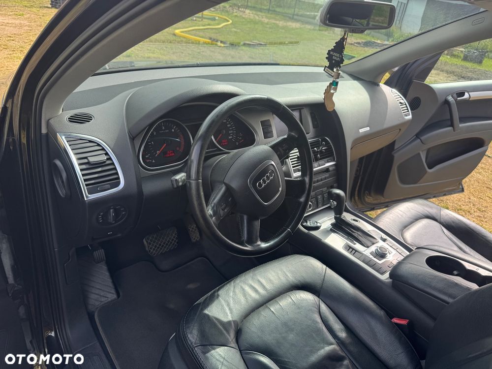 Audi Q7 - 3