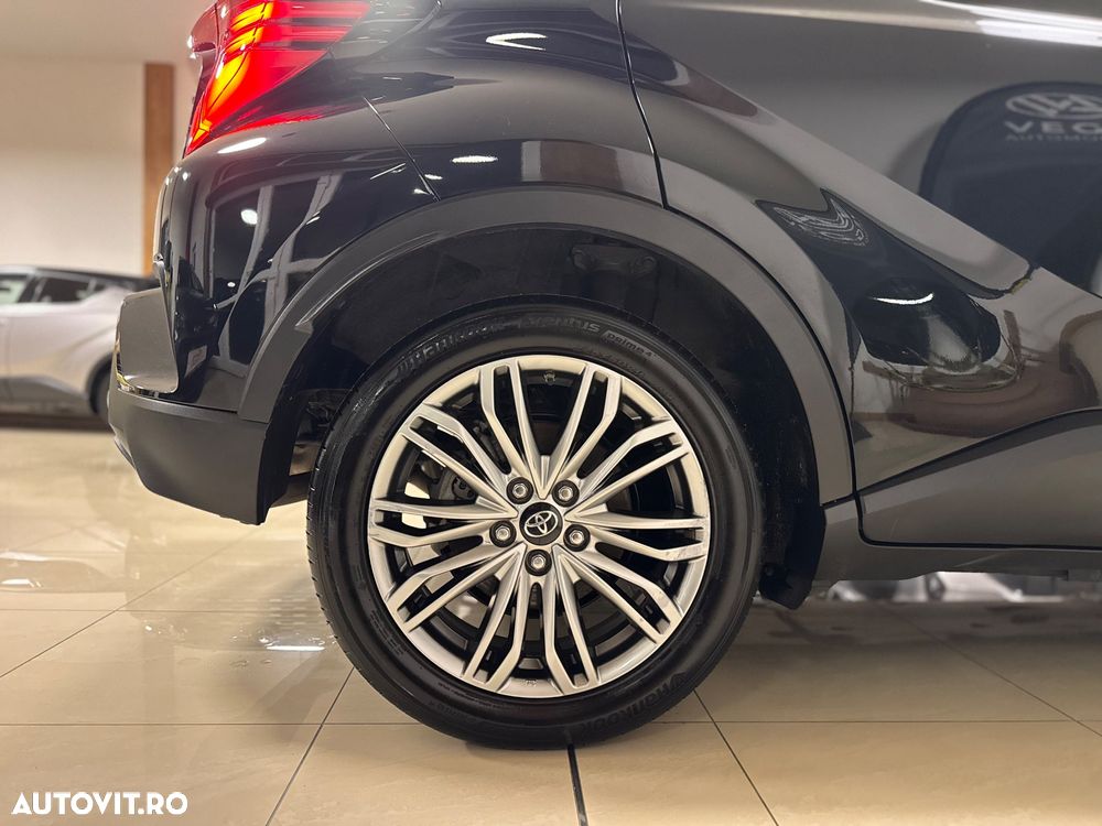 Toyota C-HR Lounge - 34