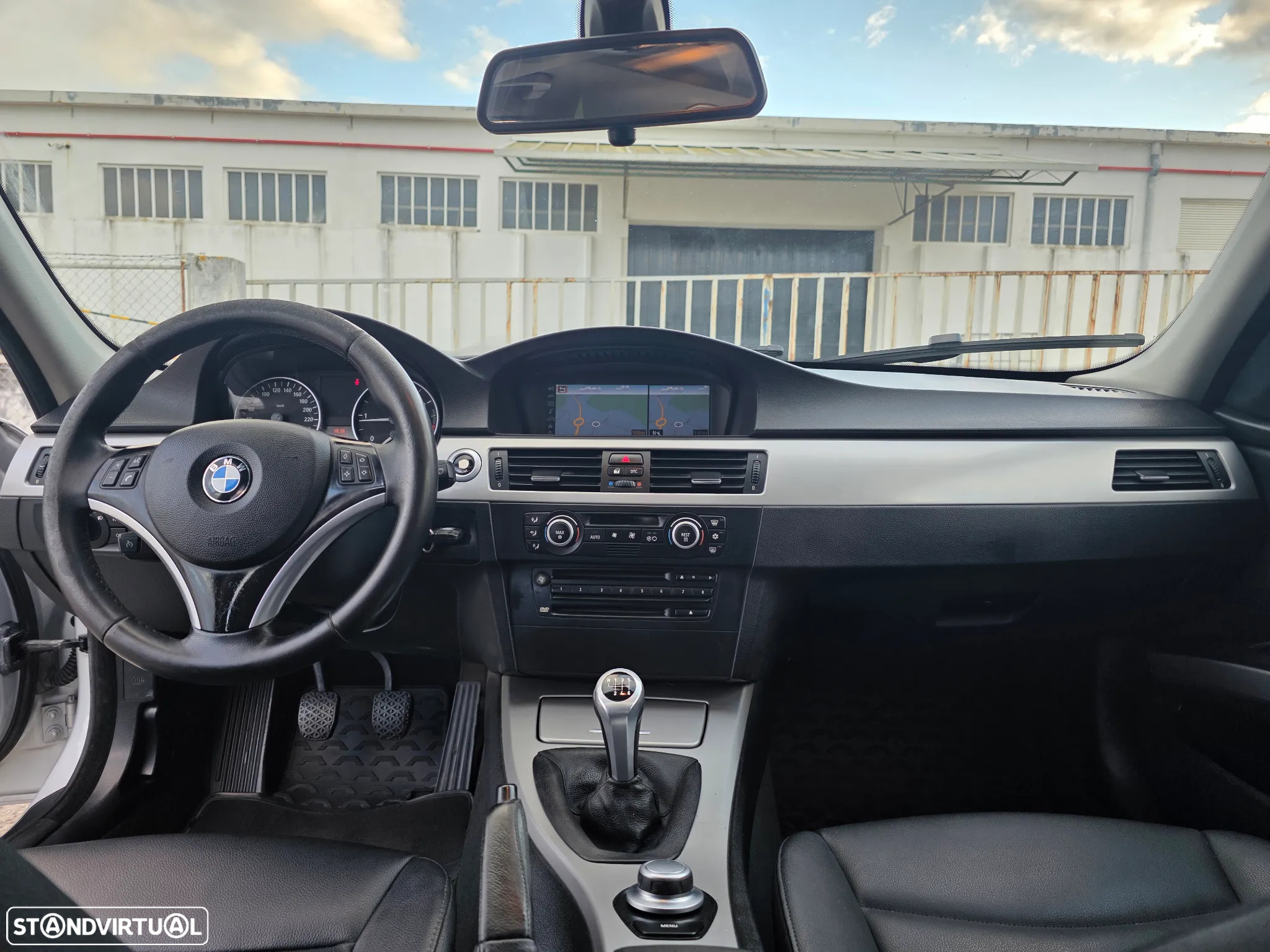 BMW 320 d Touring Exclusive - 6