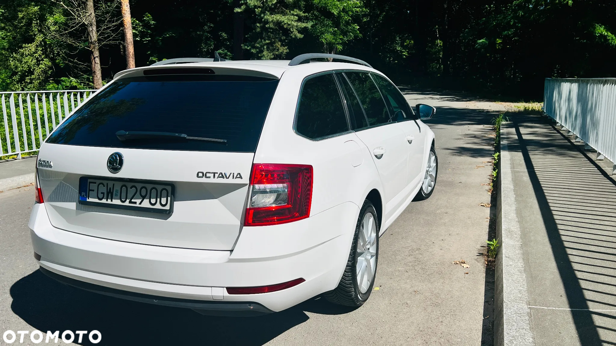 Skoda Octavia 2.0 TDI Style - 10