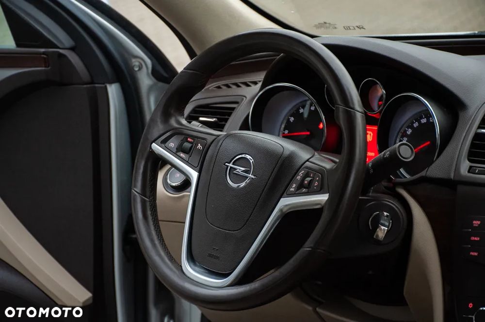 Opel Insignia 1.8 Elegance - 21