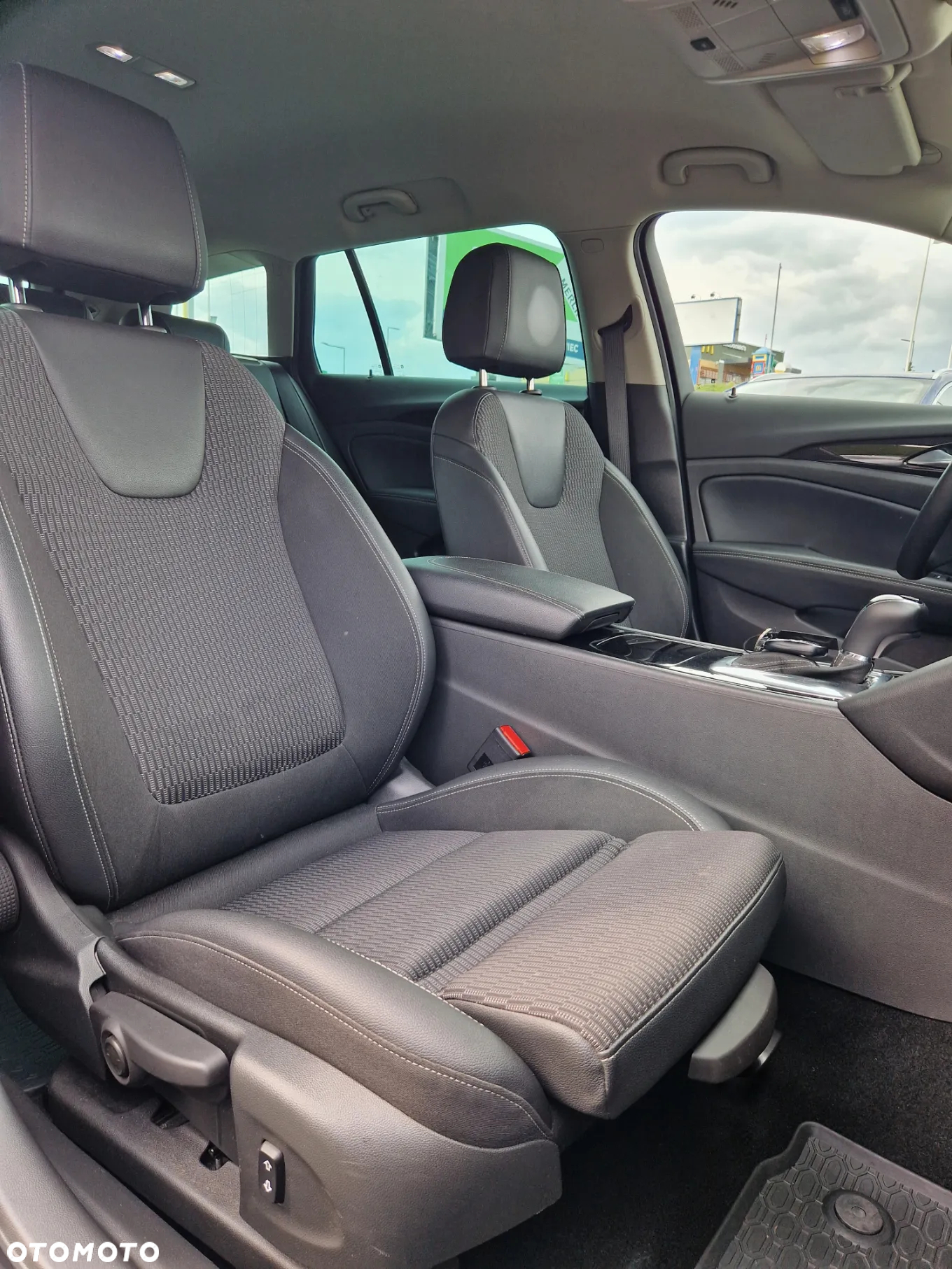 Opel Insignia 2.0 CDTI Elegance S&S - 19