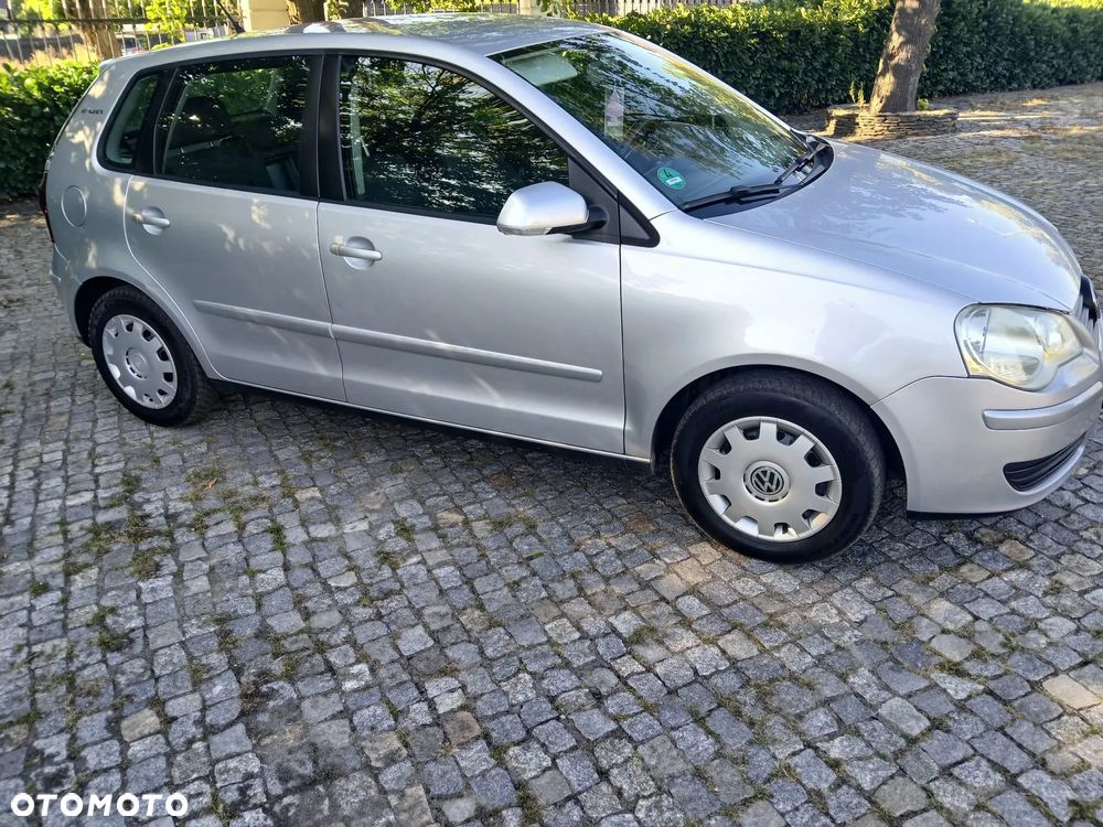 Volkswagen Polo - 4