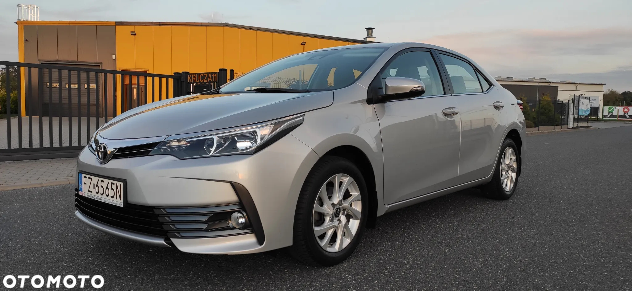 Toyota Corolla 1.6 Comfort - 4