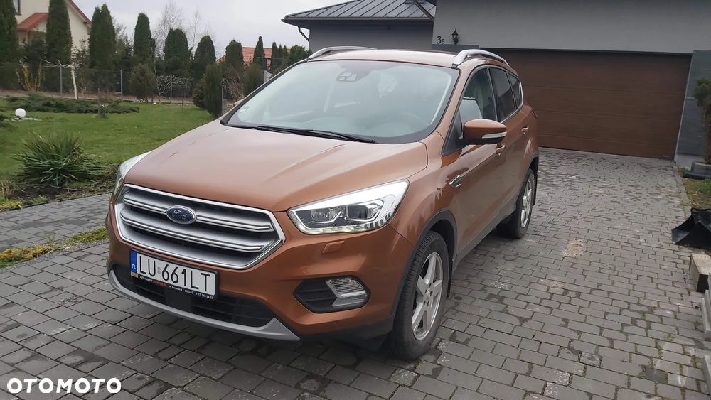 Ford Kuga 2.0 TDCi 2x4 ST-Line - 6