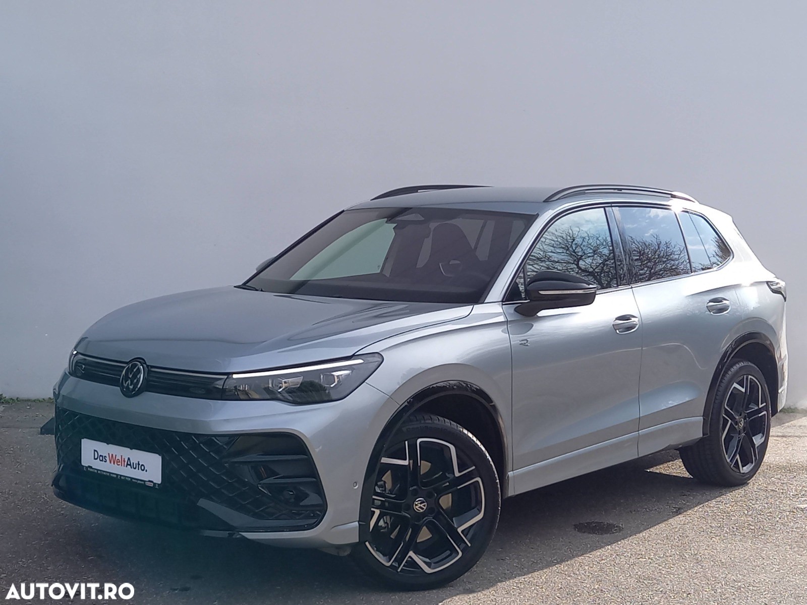 Volkswagen Tiguan 2.0 TDI DSG 4Motion R-Line - 2
