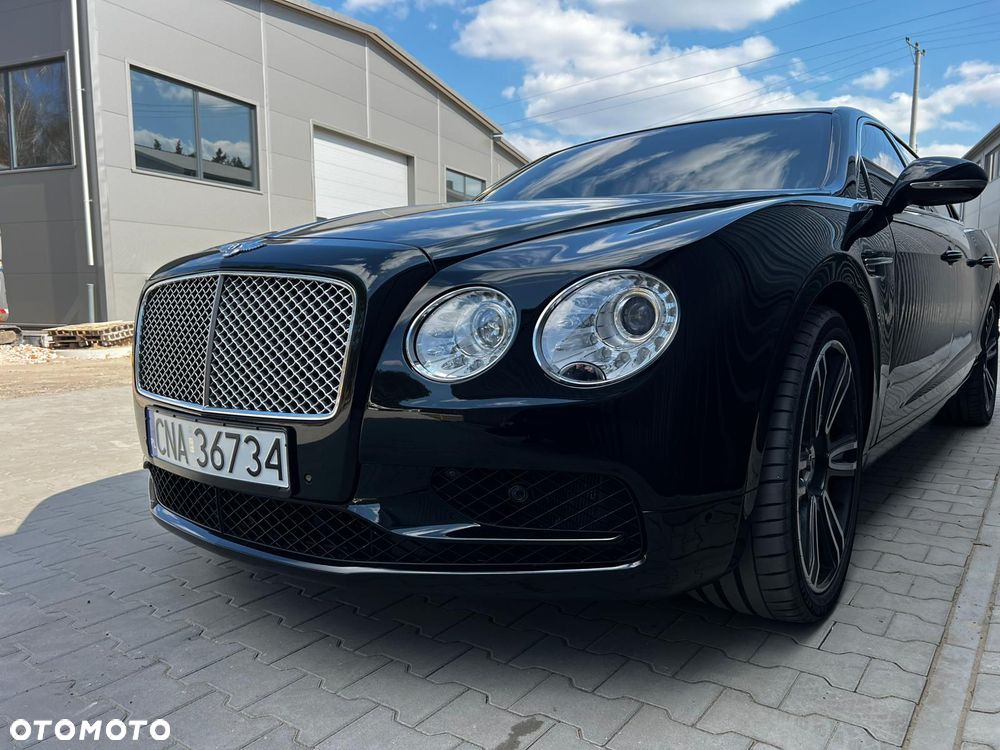 Bentley Flying Spur V8 S - 31