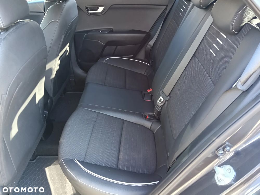 Kia Rio 1.4 GT-Line - 24