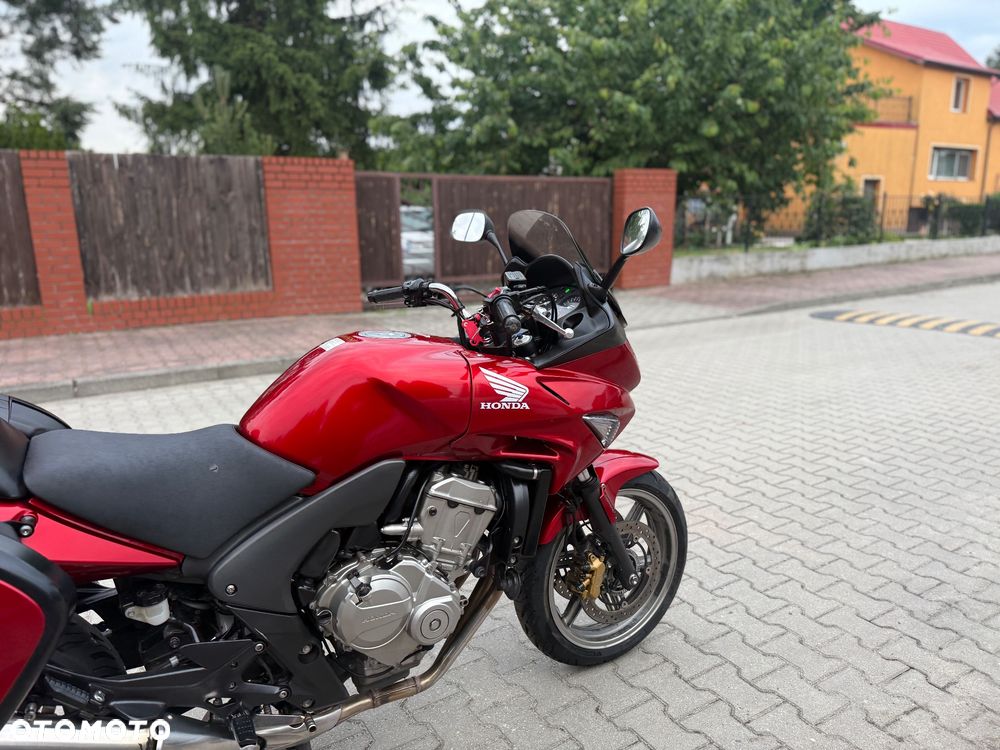 Honda CBF - 10