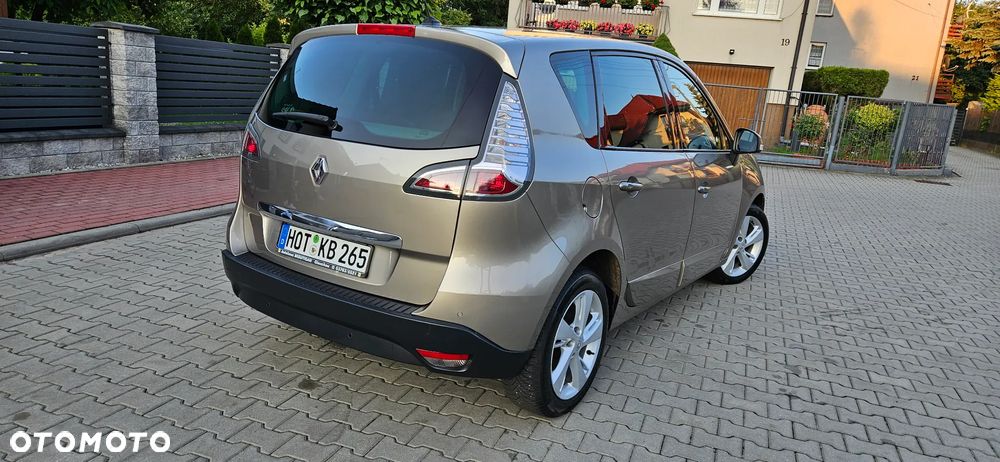 Renault Scenic 1.6 16V 110 LIMITED - 11
