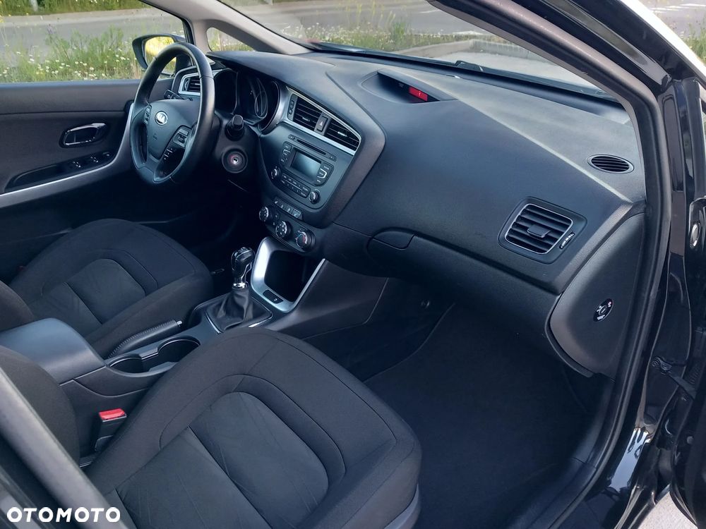 Kia Ceed 1.4 CVVT ISG Vision - 10