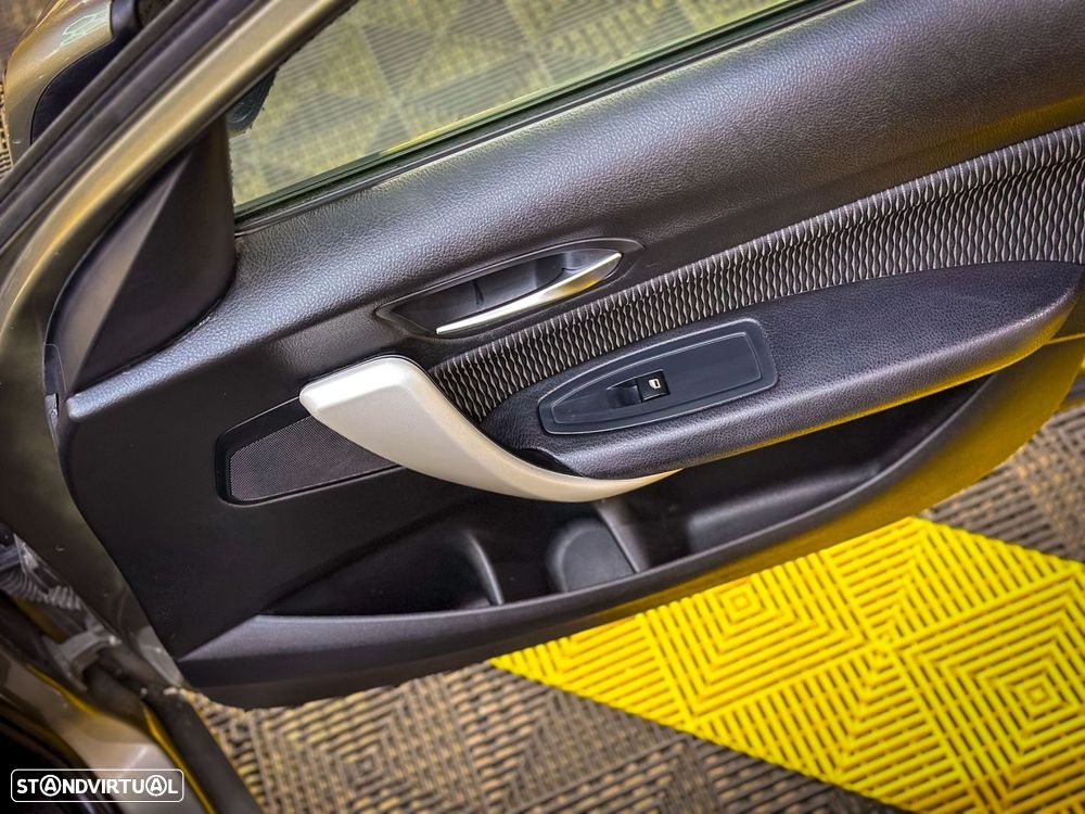 BMW 116 d EfficientDynamics - 14