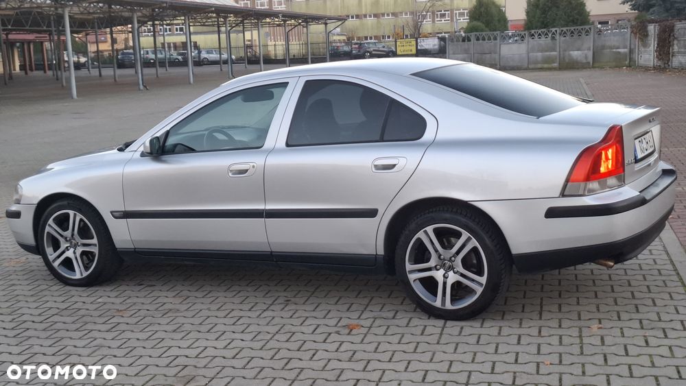 Volvo S60 2.4 Momentum - 7