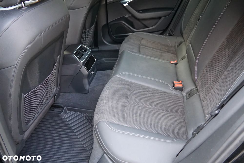 Audi A6 Avant 55 TFSI e Quattro Sport S tronic - 10