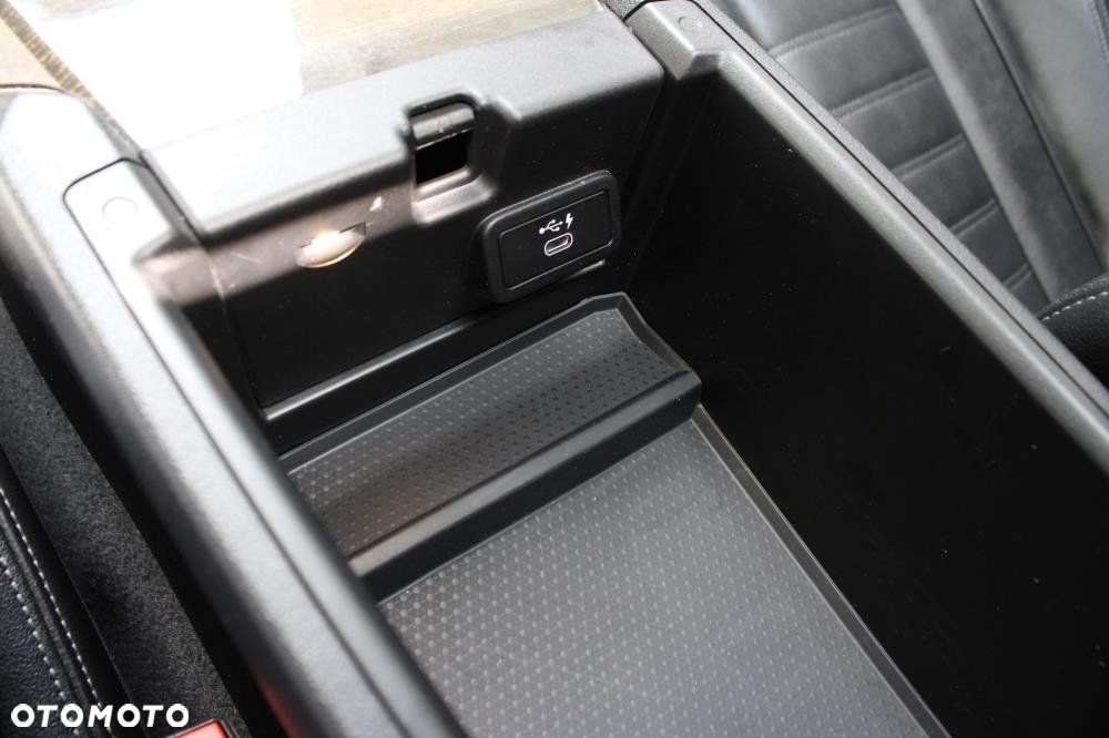 BMW Seria 3 - 34