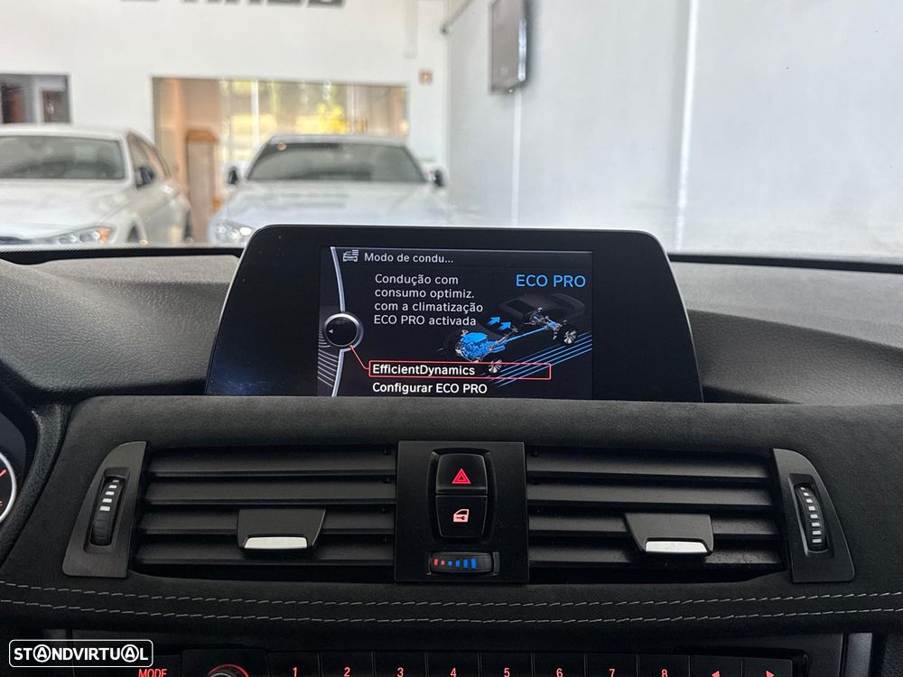 BMW 320 d Auto Pack M - 28