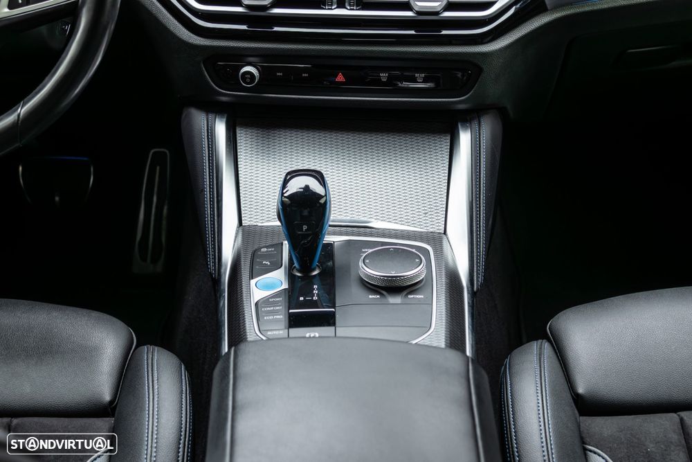 BMW i4 eDrive40 Desportiva M - 24