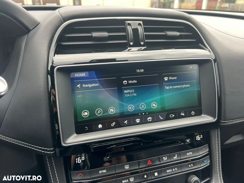 Jaguar F-Pace 20d AWD Aut. R-Sport - 17