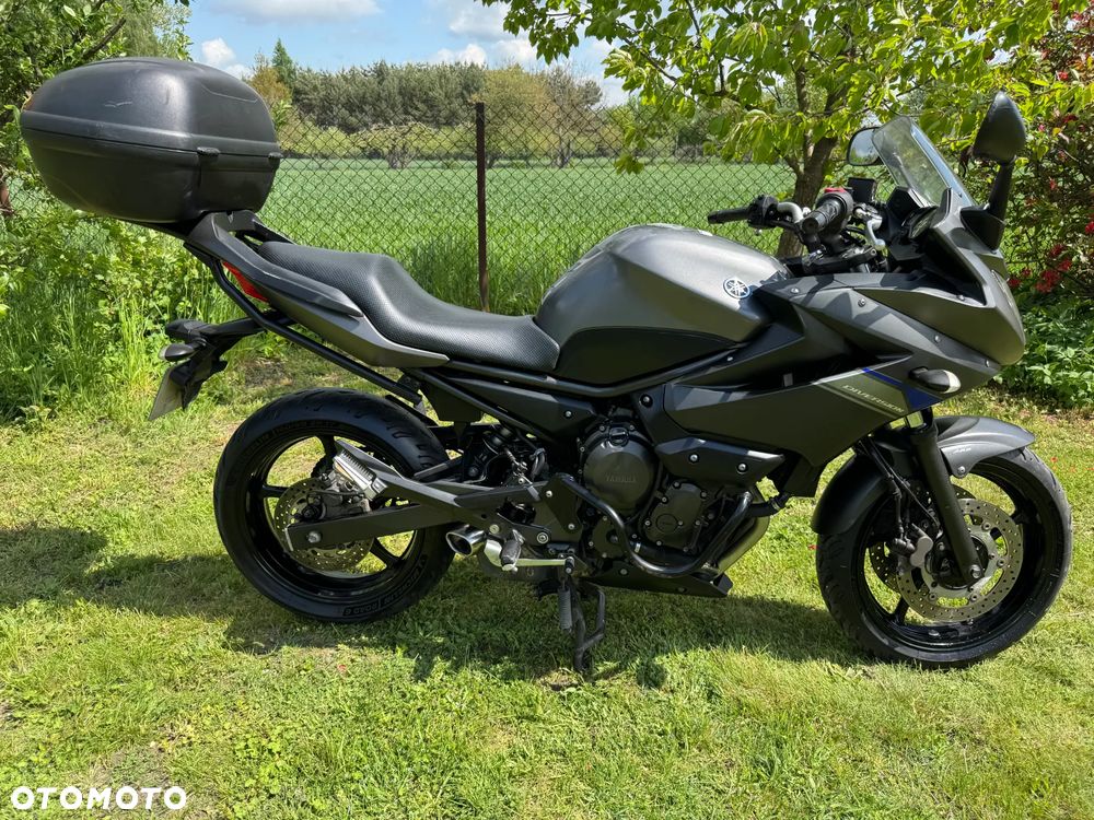 Yamaha XJ - 8