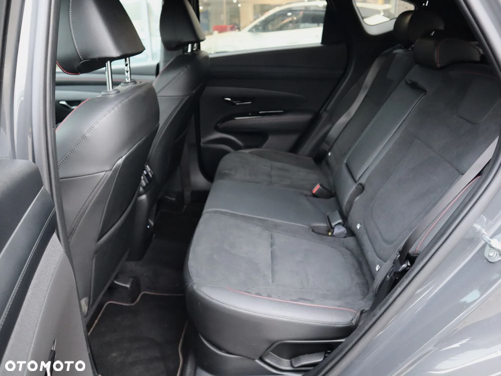 Hyundai Tucson 1.6 T-GDi HEV N-Line 2WD - 18