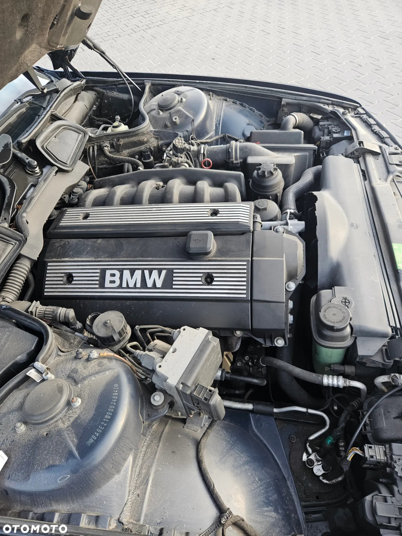 BMW Seria 7 728i L - 3