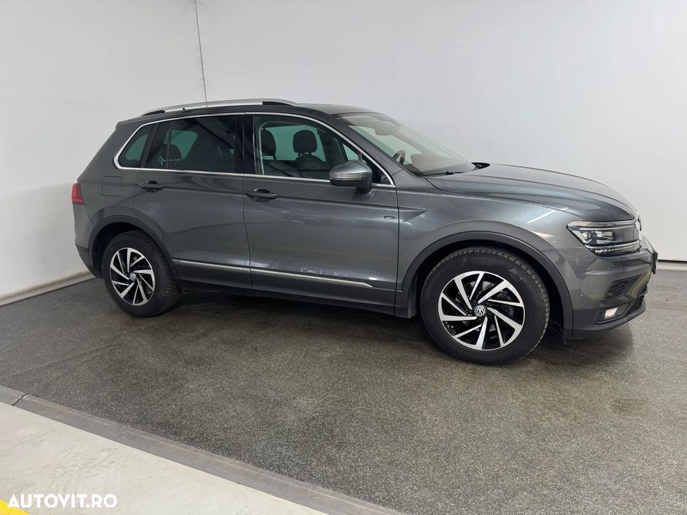 Volkswagen Tiguan 2.0 TDI DPF DSG 4Mot Comfortline - 9