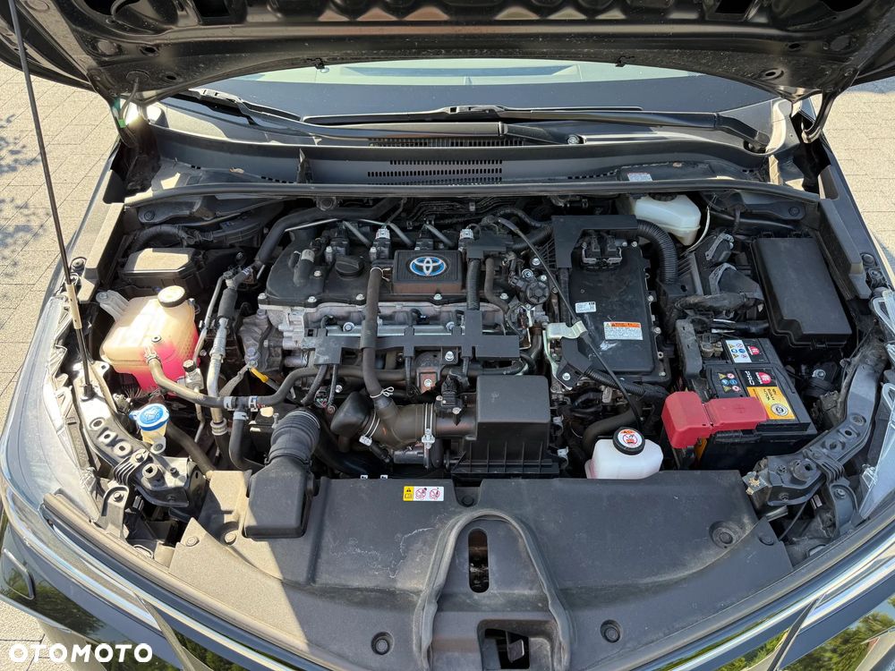 Toyota Corolla 1.8 Hybrid Comfort - 24