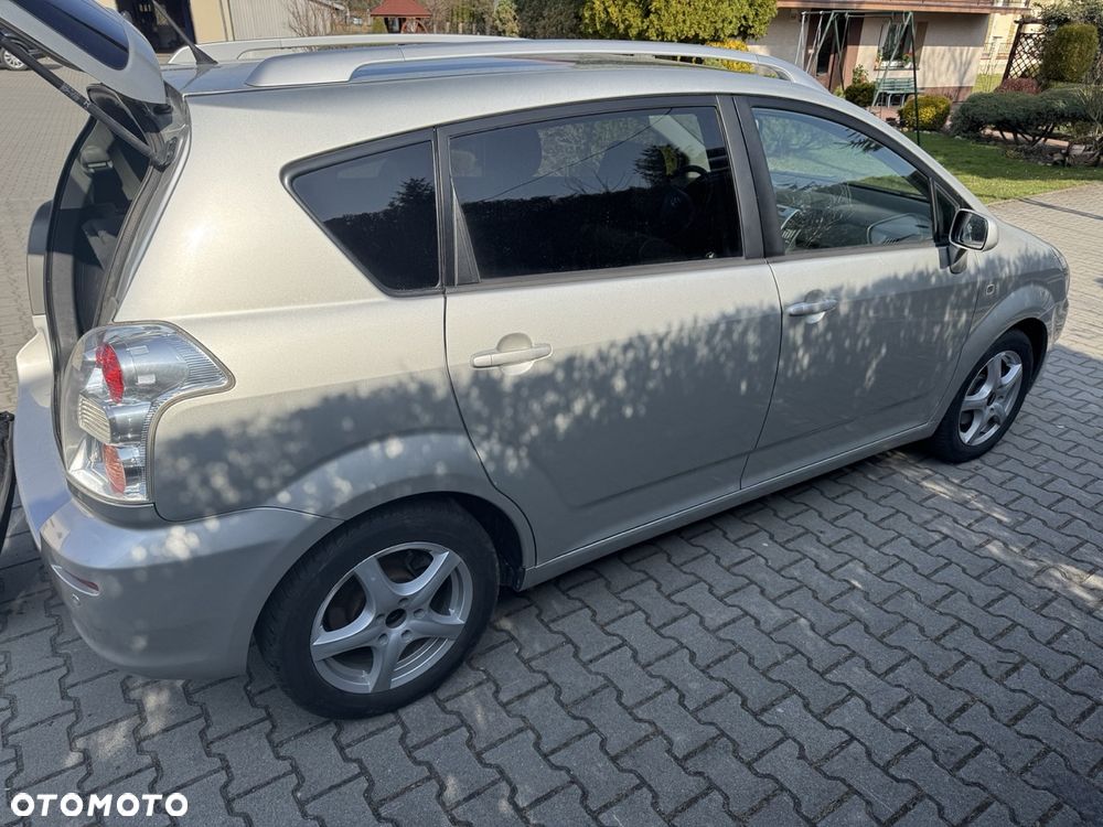 Toyota Corolla Verso 1.8 Sol - 3