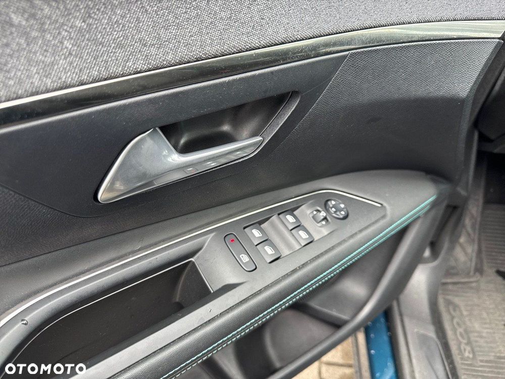 Peugeot 3008 1.2 PureTech Allure Pack S&S EAT8 - 12