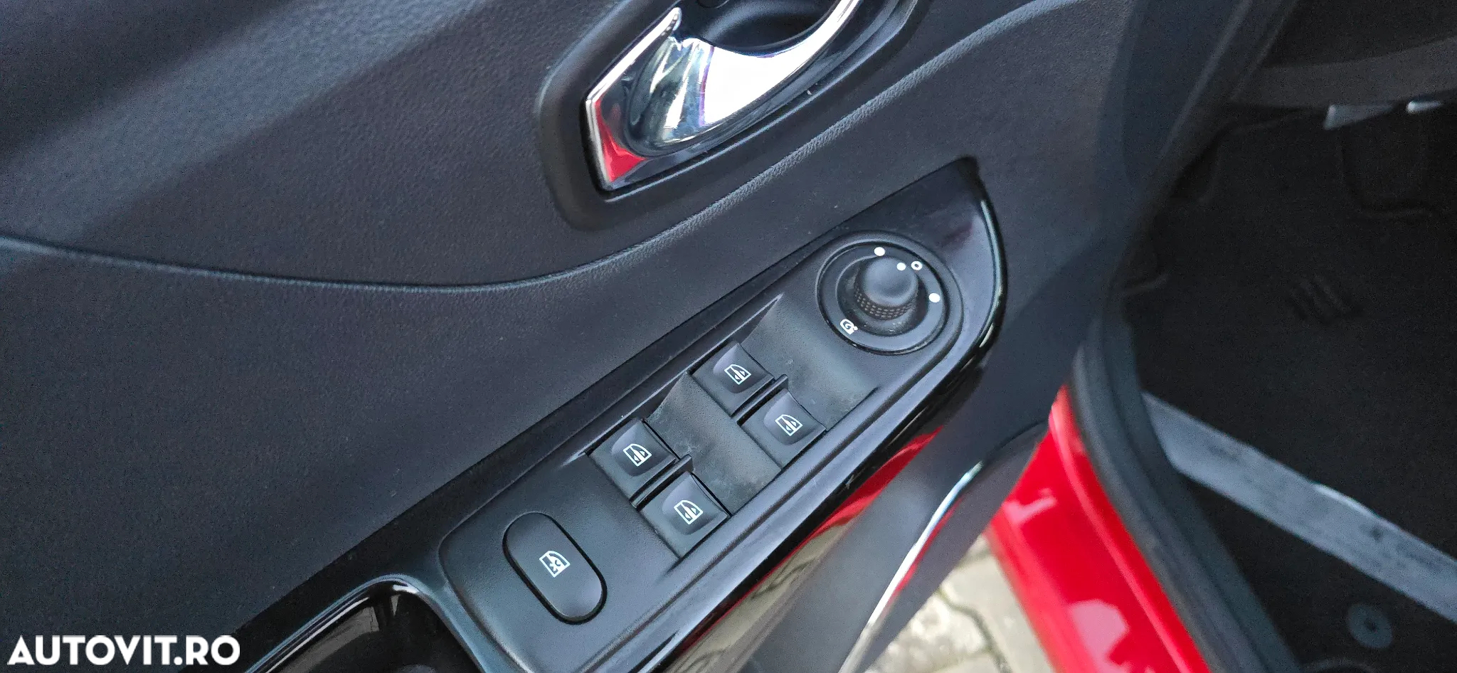 Renault Captur TCe 120 EDC Helly Hansen - 14