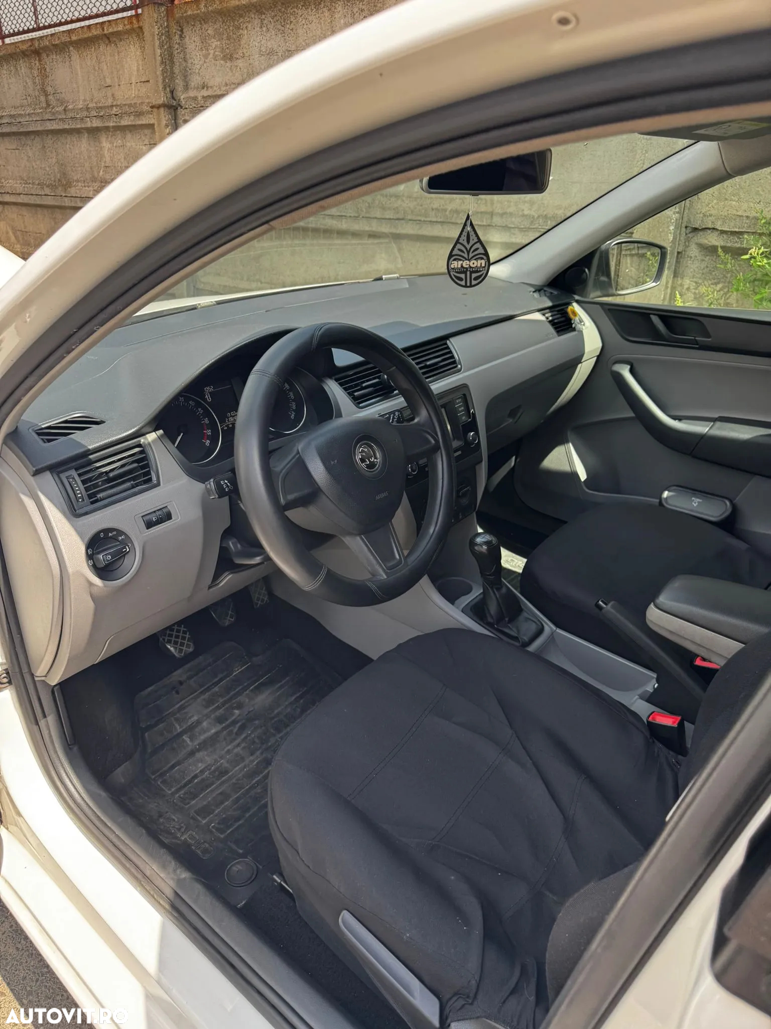 Skoda RAPID 1.4 TDI Style - 6