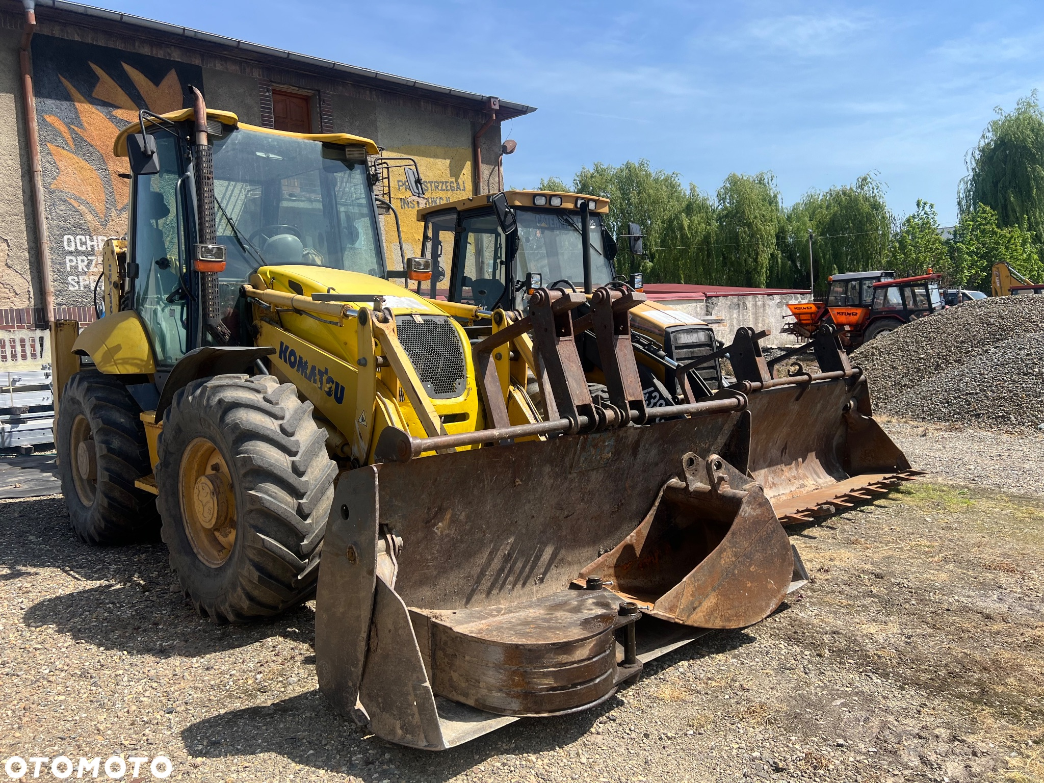 Caterpillar 438C - 13