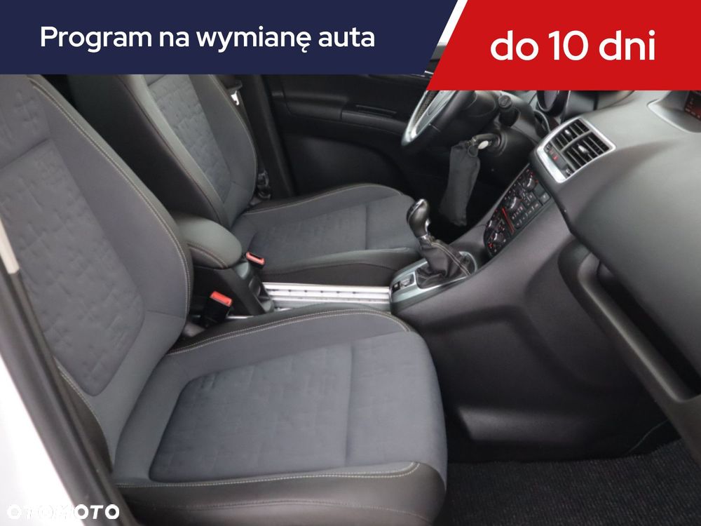 Opel Meriva - 11