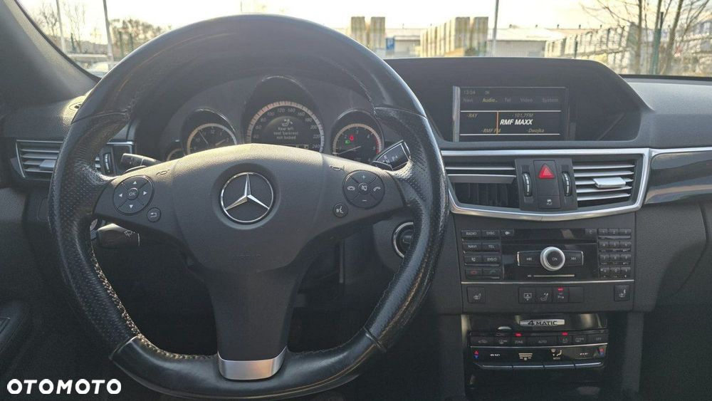 Mercedes-Benz Klasa E - 10