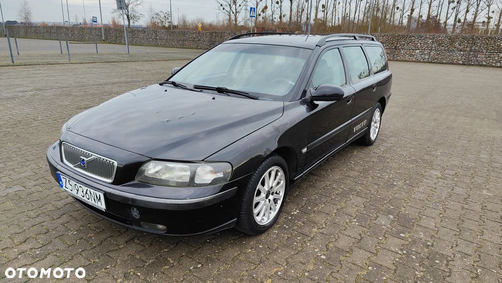 Volvo V70 2.4 Momentum - 3